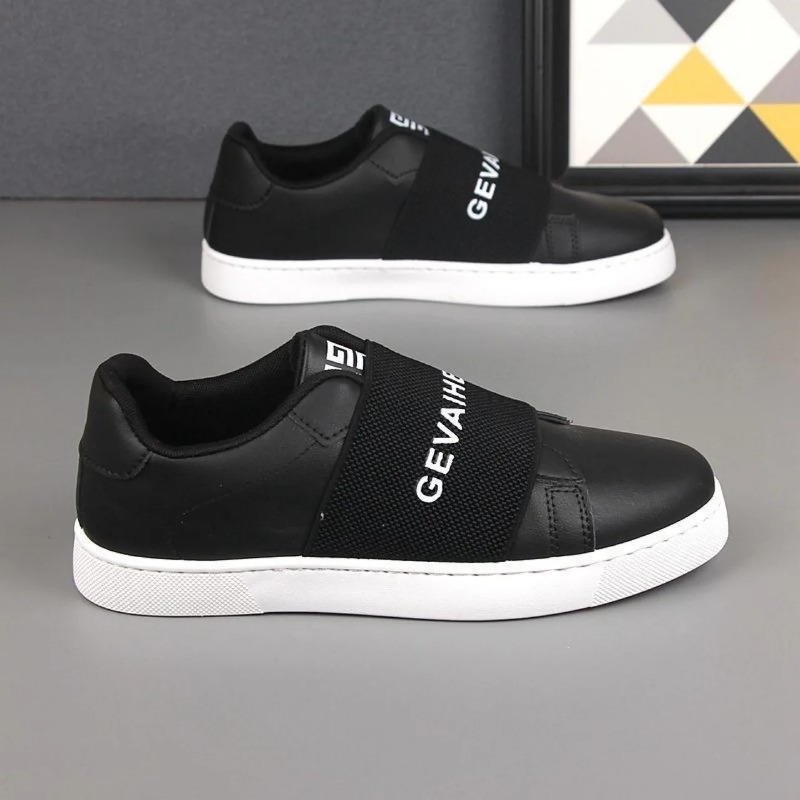Modne markowe uniwersalne oddy – Sneaker Career recenzja i cena