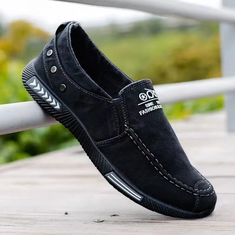 Luksusowe męskie płócienne but – Sneaker Career recenzja i cena